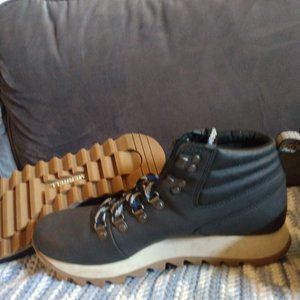 Merrel Boots New WOT
